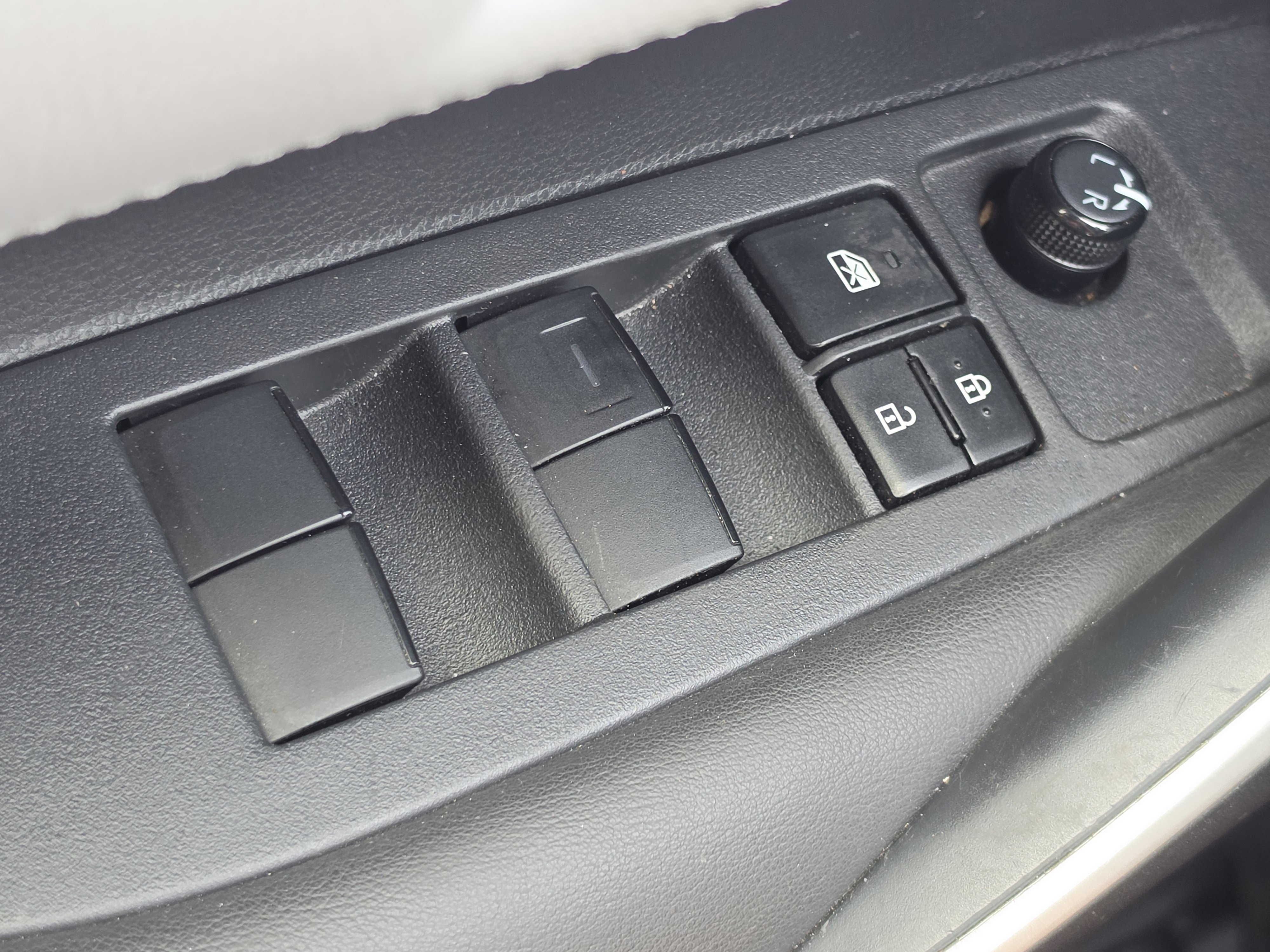 Certified 2020 Toyota Corolla SE FWD image 13