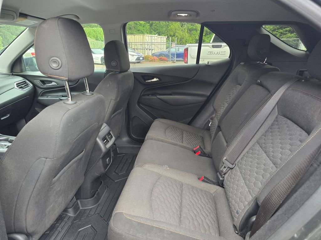 Used 2018 Chevrolet Equinox LT FWD image 10