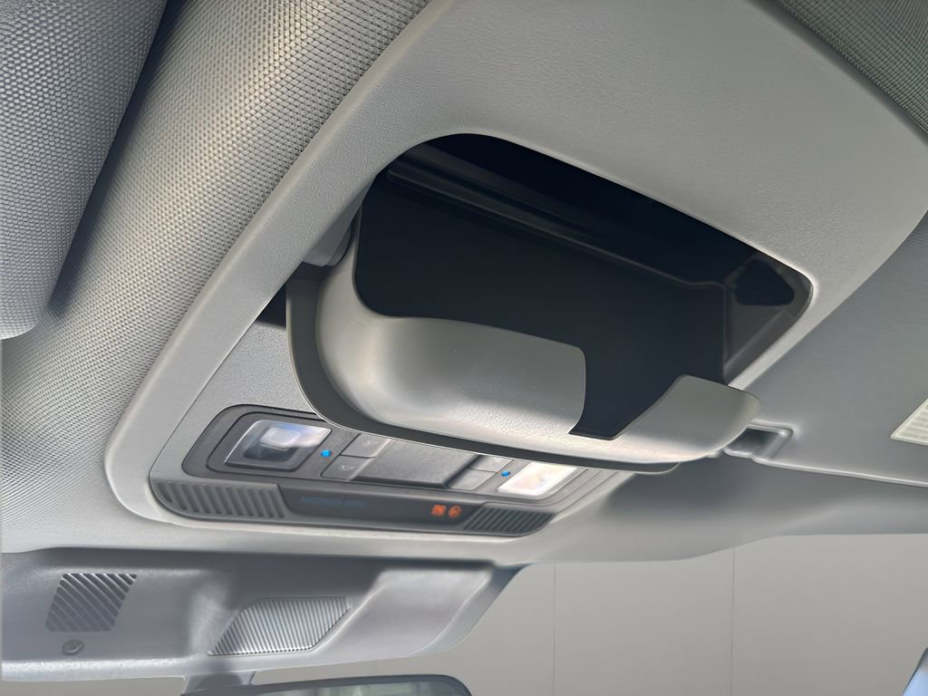 Used 2024 Ford F250 XLT image 32