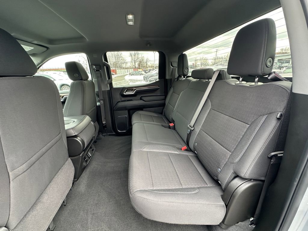 Used 2024 Chevrolet Silverado 1500 LT image 21
