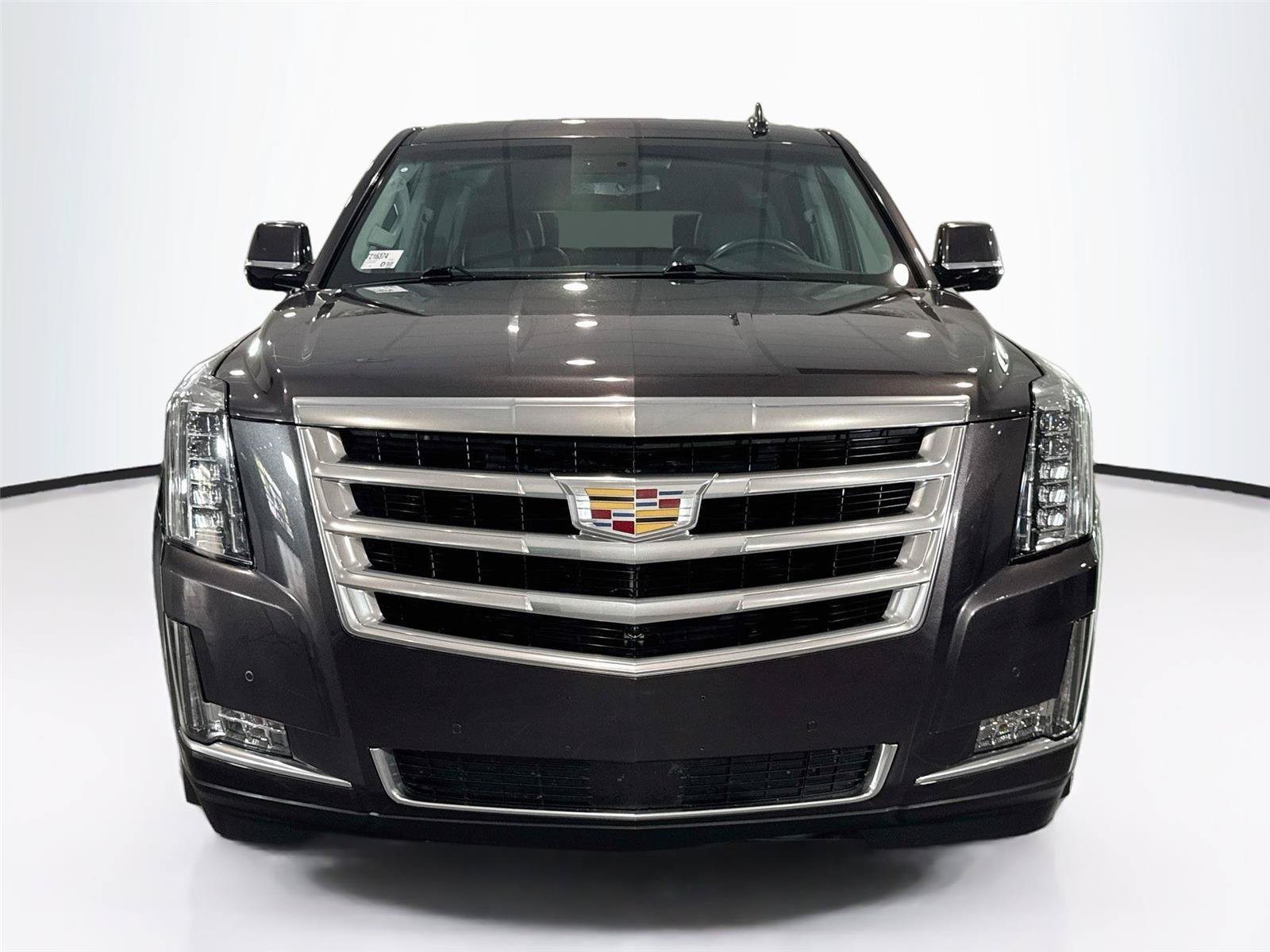 Used 2017 Cadillac Escalade Premium Luxury AWD/4WD image 8