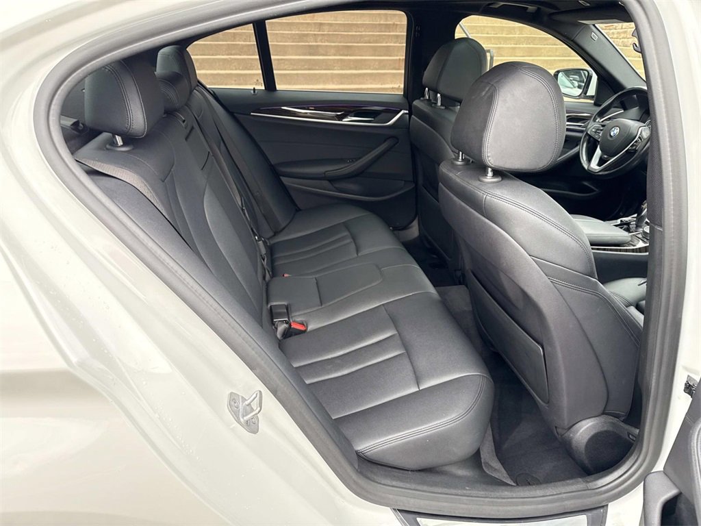 Used 2018 BMW 530i xDrive image 13