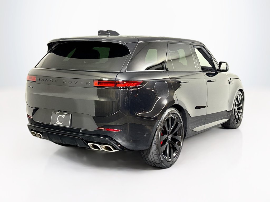 Used 2025 Land Rover Range Rover Sport Dynamic SE AWD/4WD image 5