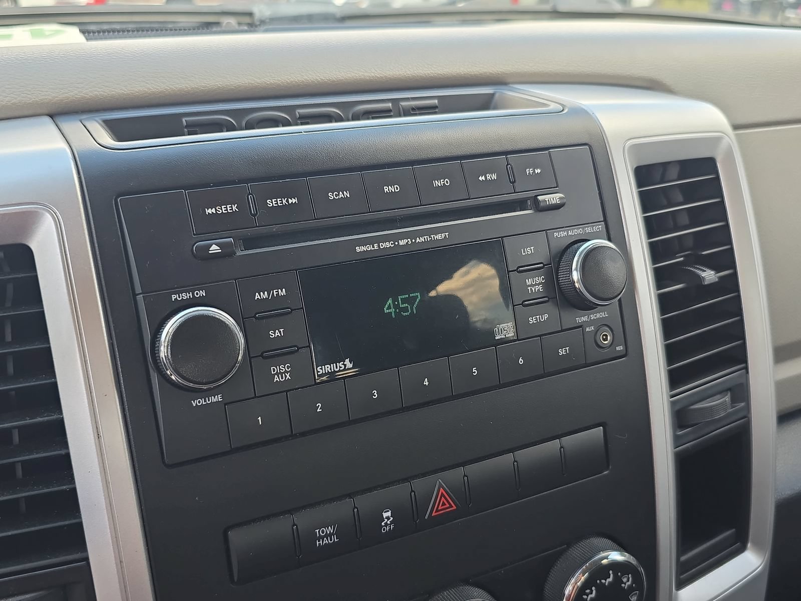 Used 2012 RAM 1500 Classic SLT RWD image 18