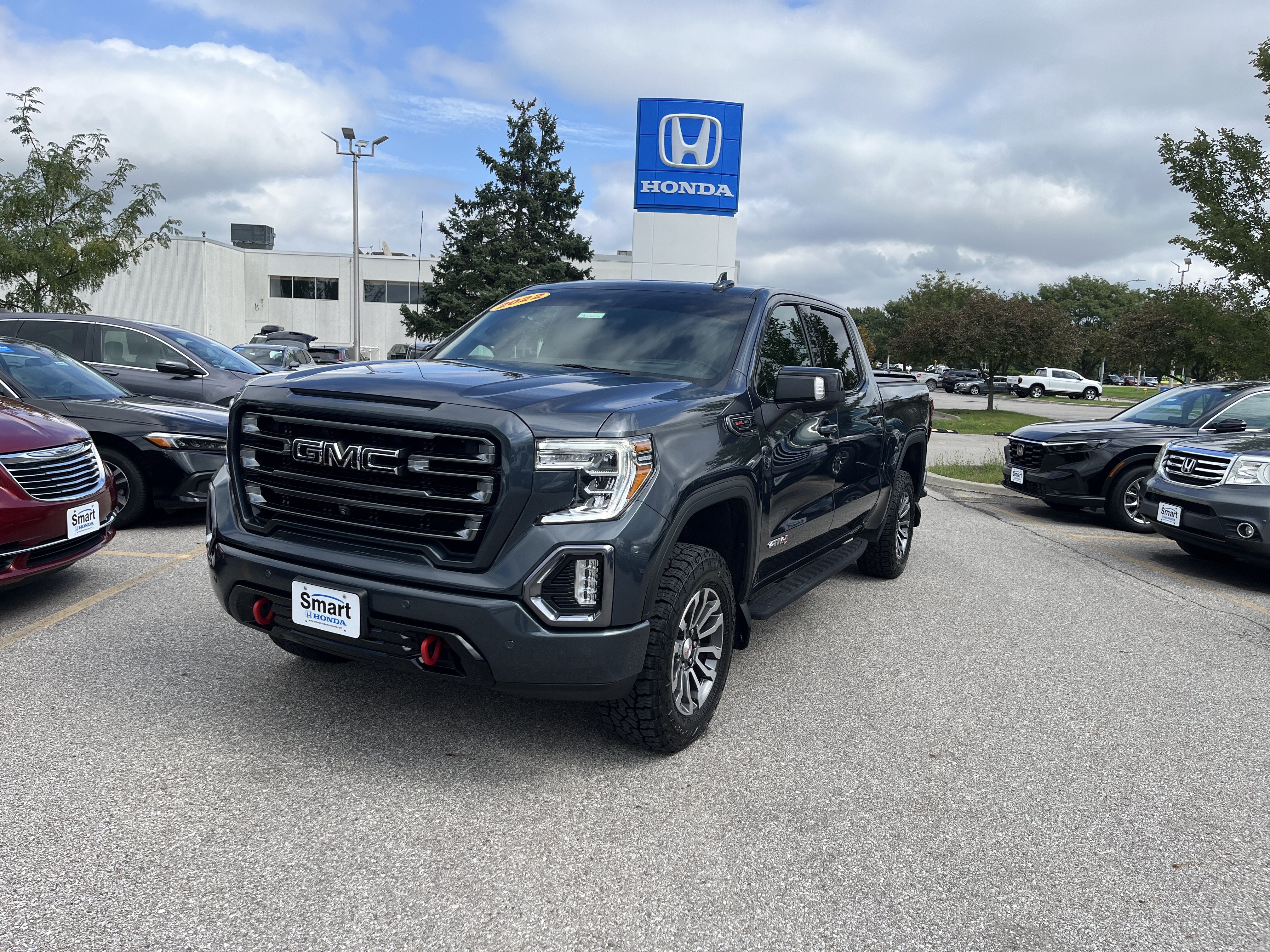 Used 2022 GMC Sierra 1500 AT4 w/ AT4 Premium Package