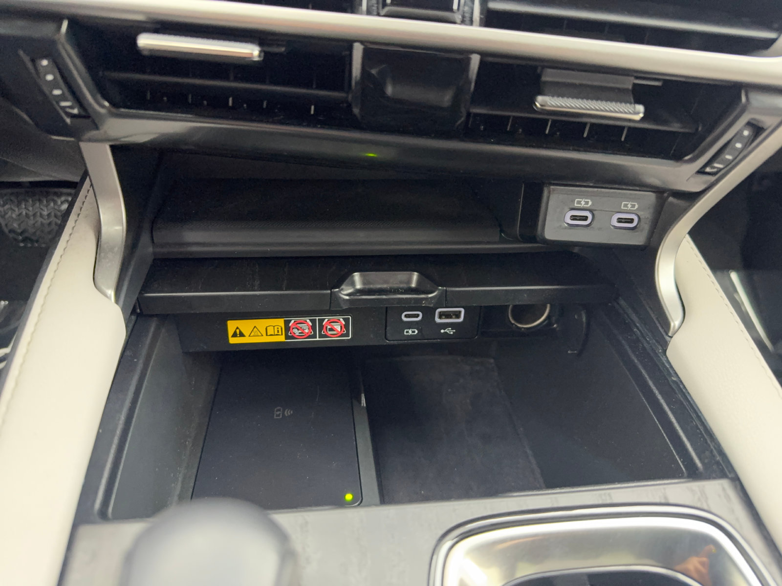 Used 2024 Lexus RX 350 Premium w/ Convenience Package FWD image 24