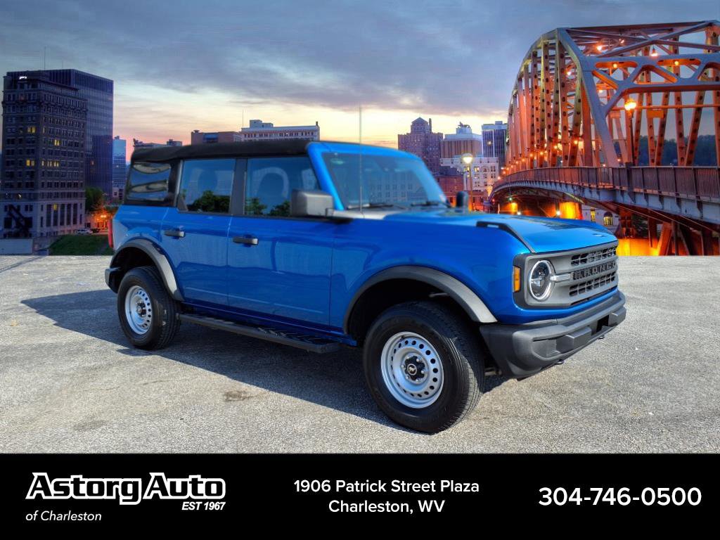 Used 2023 Ford Bronco 4-Door image 1