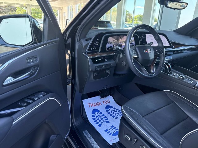 Used 2024 Cadillac Escalade Premium Luxury w/ LPO, Floor Liner Package AWD/4WD image 14