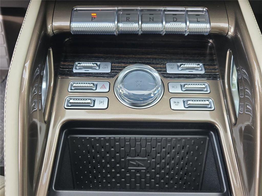 New 2026 Lincoln Nautilus Black Label image 16