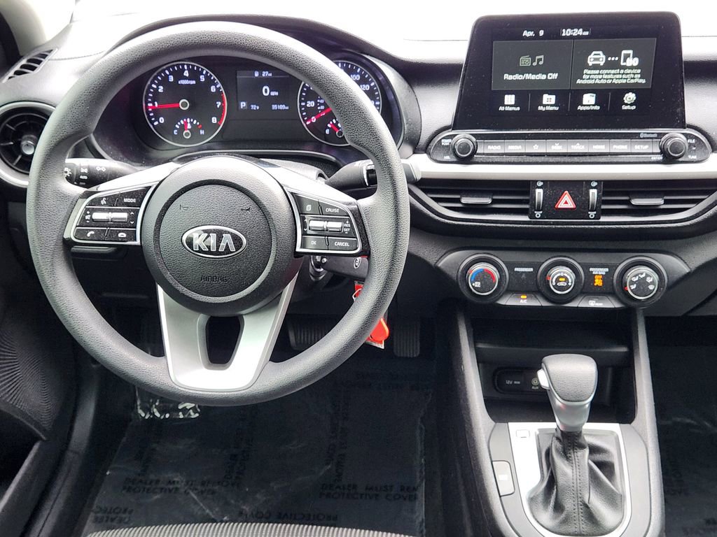 Certified 2021 Kia Forte LXS image 10