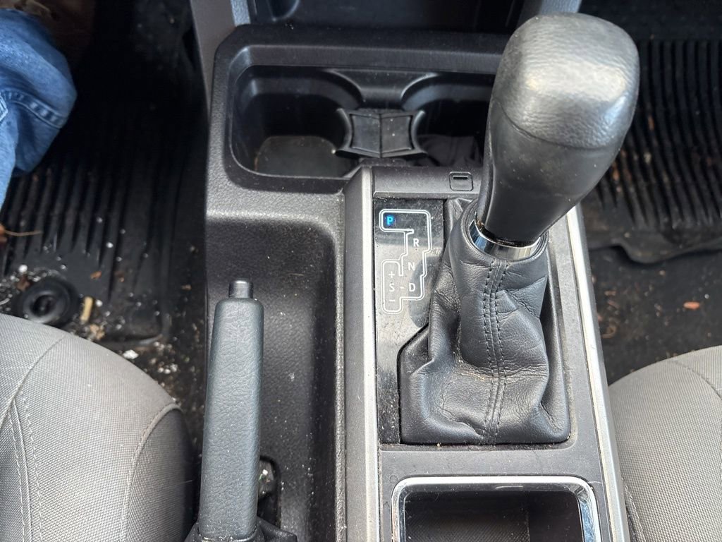 Used 2016 Toyota Tacoma SR5 image 26