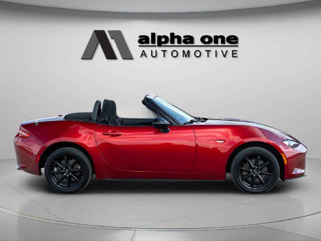 Used 2024 MAZDA MX-5 Miata Sport RWD image 7