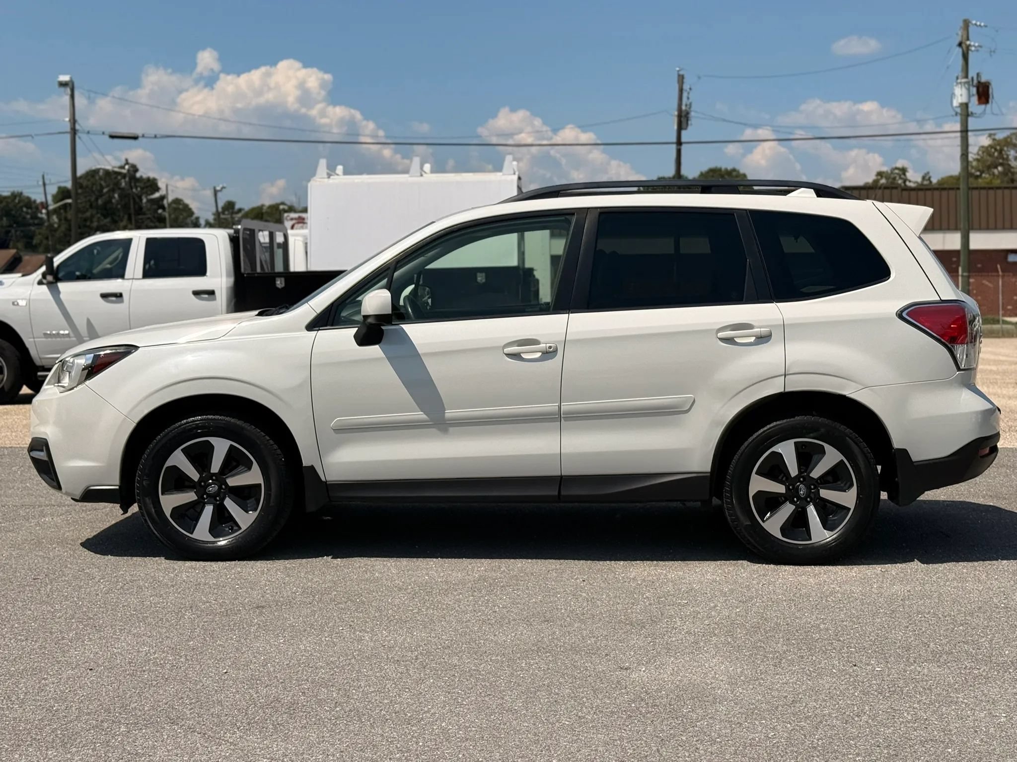 Used 2018 Subaru Forester 2.5i Premium AWD/4WD image 6