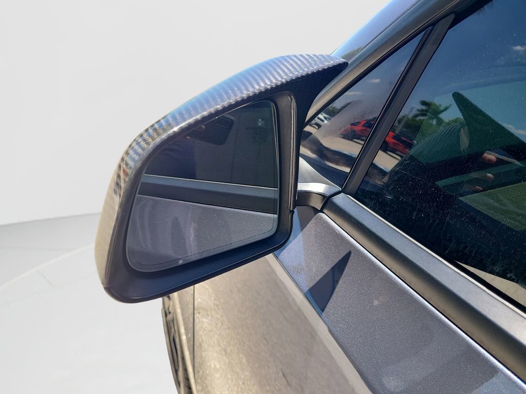 Used 2023 Tesla Model Y Long Range AWD/4WD image 31