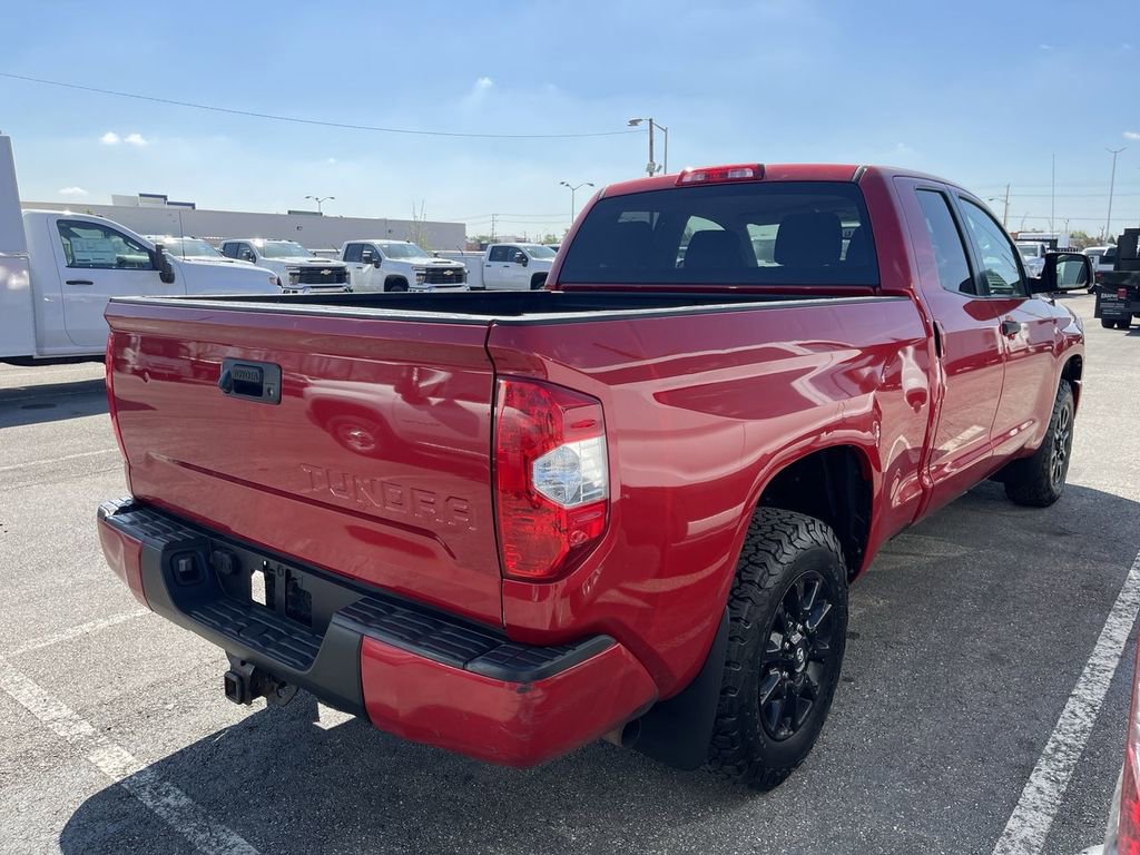 Used 2019 Toyota Tundra SR5 w/ SX Package AWD/4WD image 8