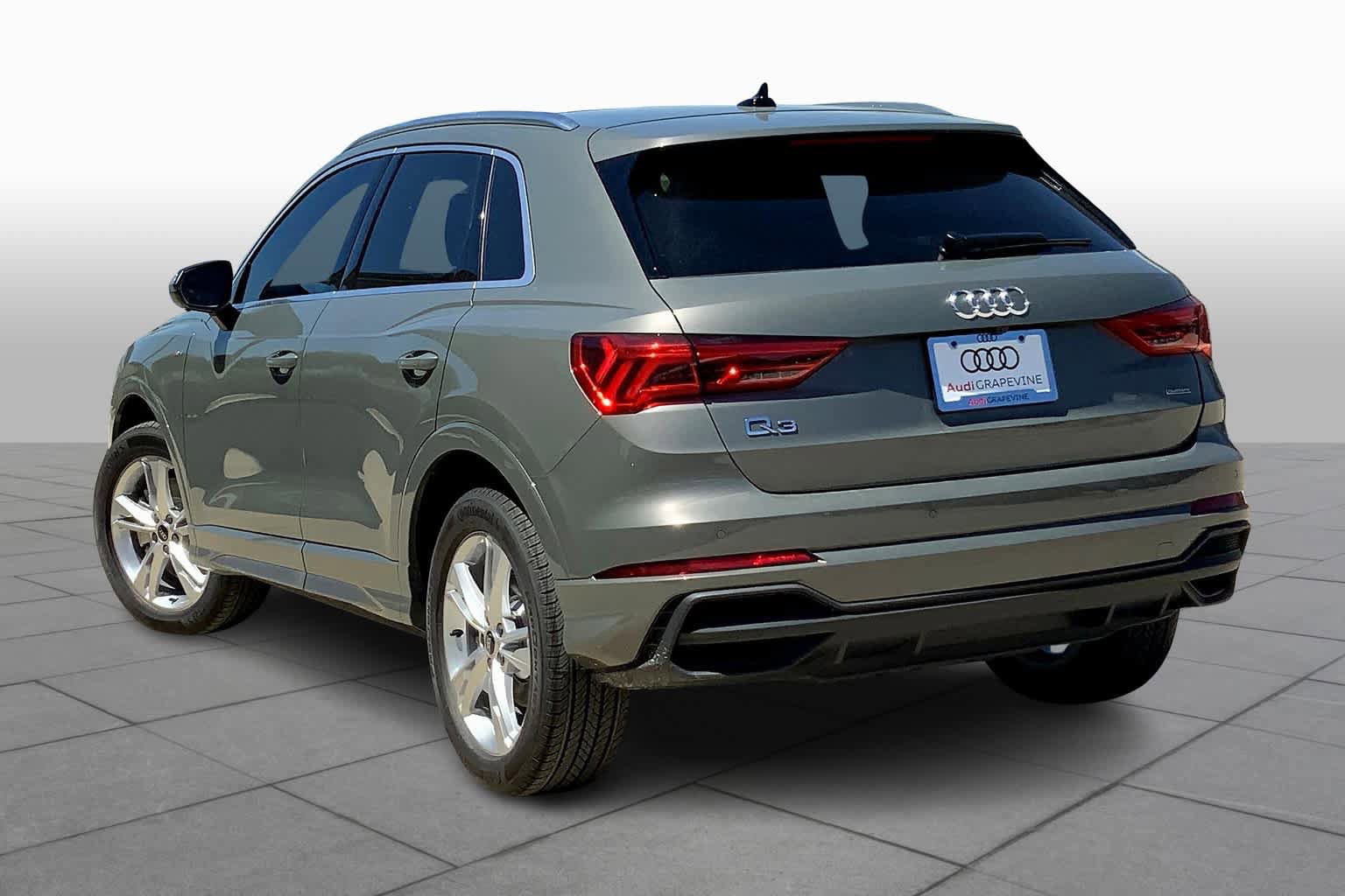 Used 2024 Audi Q3 2.0T Premium Plus AWD/4WD image 12