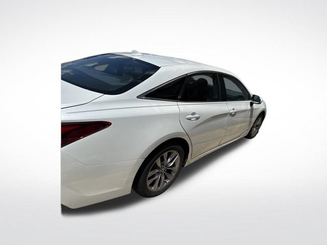 Used 2021 Toyota Avalon XLE w/ Moonroof Package FWD image 8