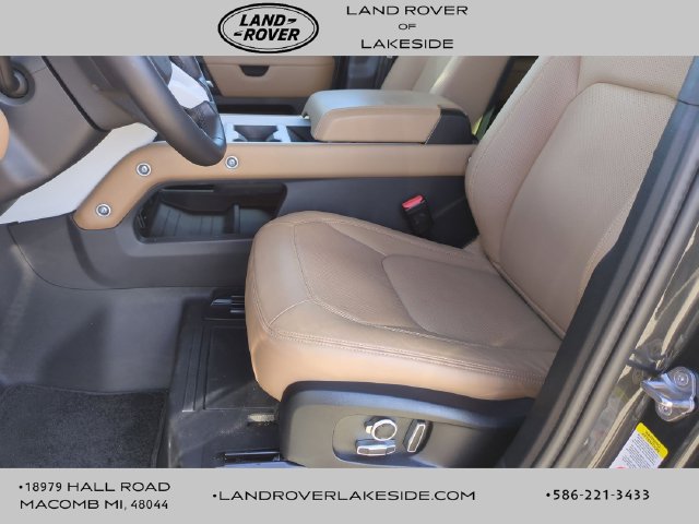 Used 2026 Land Rover Defender 130 S AWD/4WD image 12