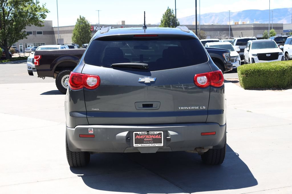 Used 2011 Chevrolet Traverse LS AWD/4WD image 5