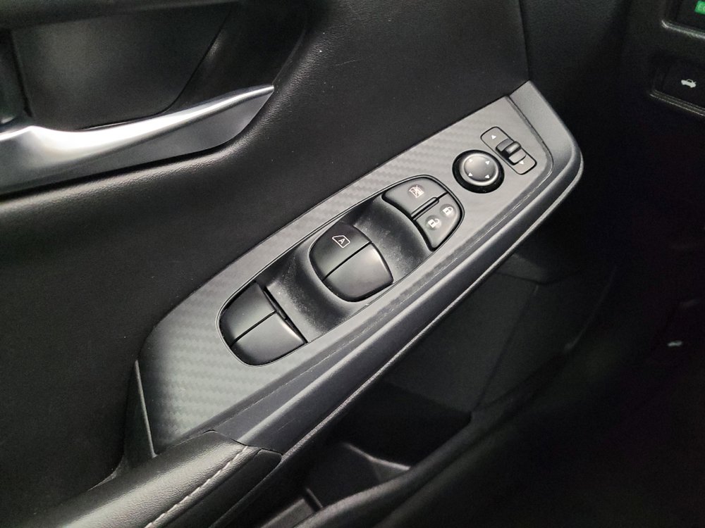 Used 2024 Nissan Sentra SV FWD image 27