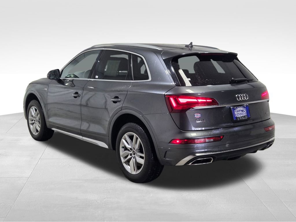 Used 2022 Audi Q5 2.0T Premium w/ Convenience Package AWD/4WD image 19