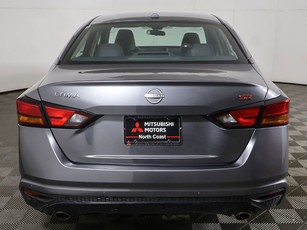 Used 2024 Nissan Altima 2.5 SR image 9