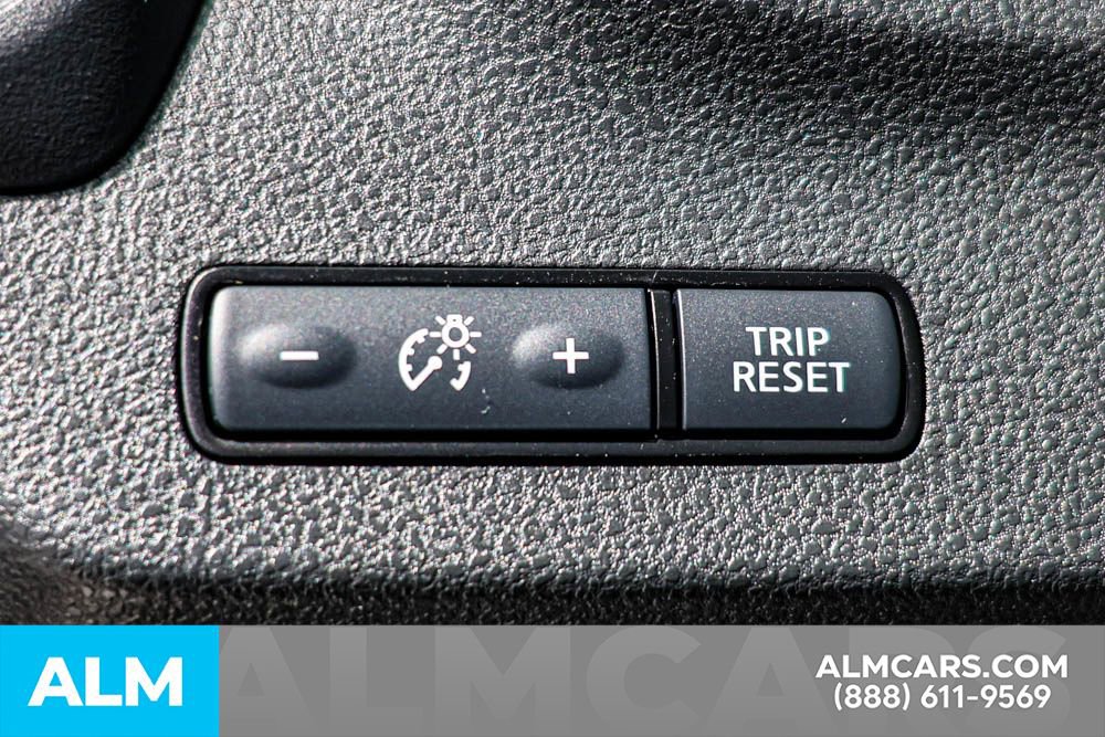 Used 2025 Nissan Leaf SV Plus image 27