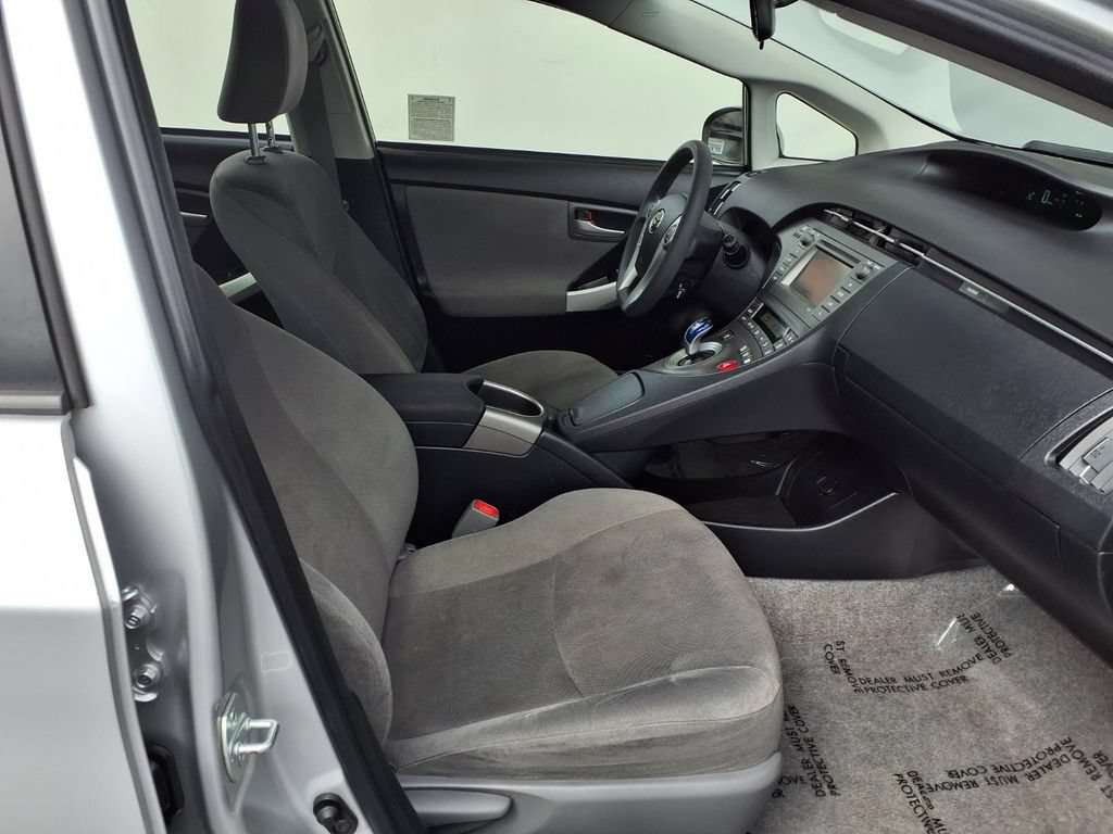 Used 2015 Toyota Prius Two FWD image 35