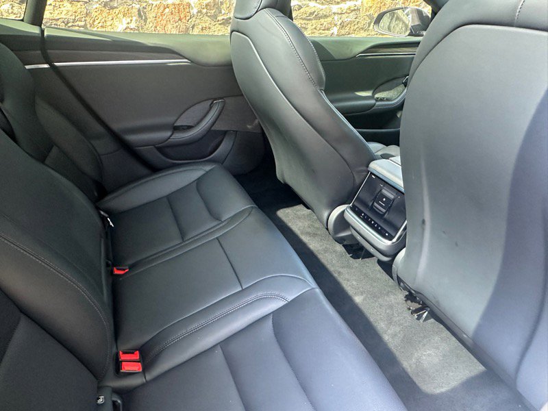 Used 2023 Tesla Model S image 40