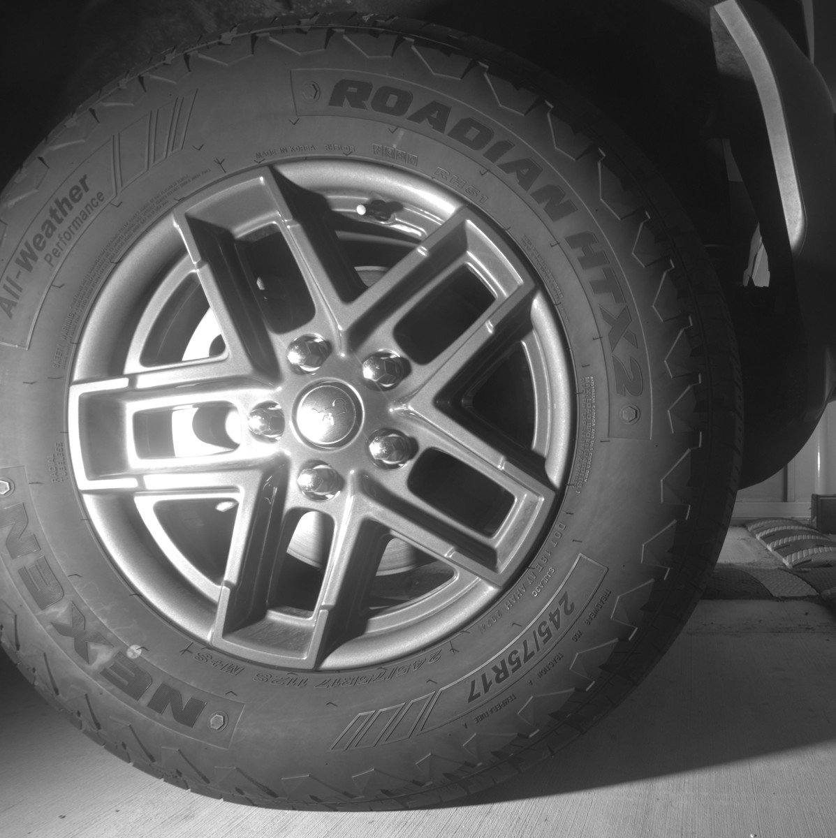 Used 2025 Jeep Wrangler Sport S image 13