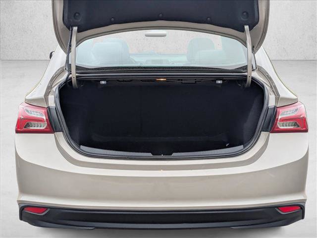 Used 2022 Chevrolet Malibu LT image 6