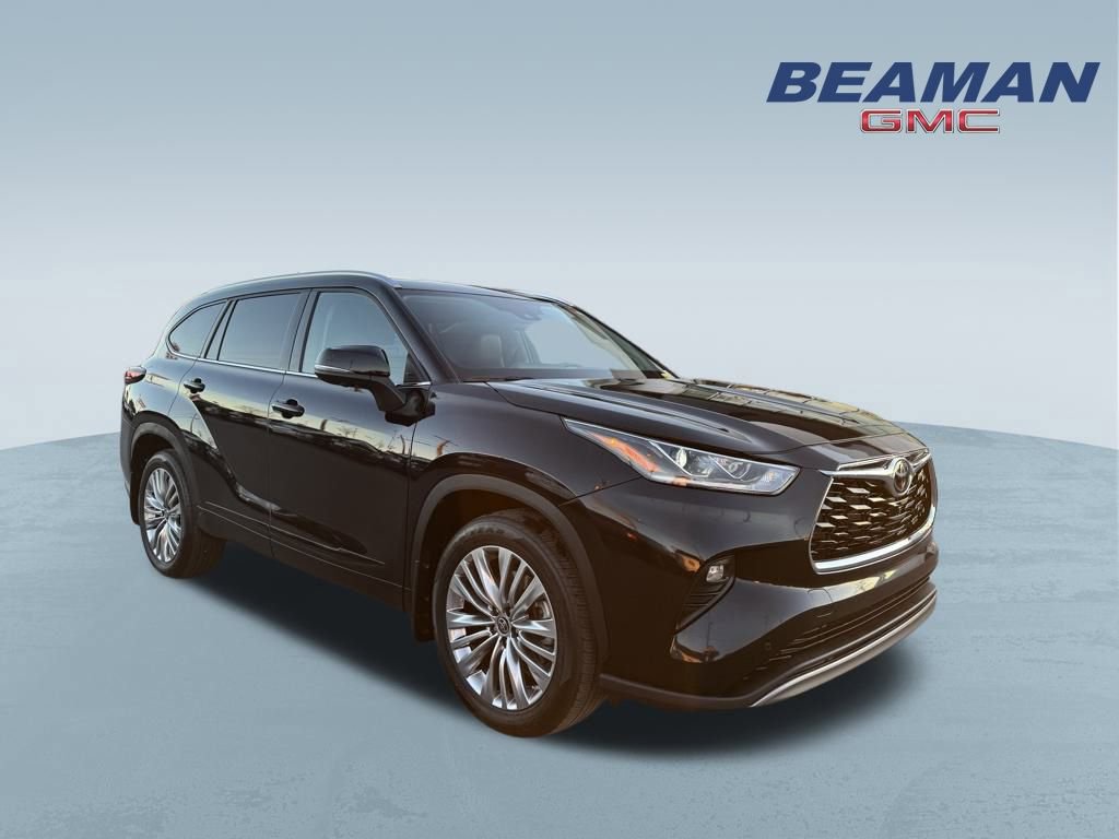 Used 2024 Toyota Highlander Platinum