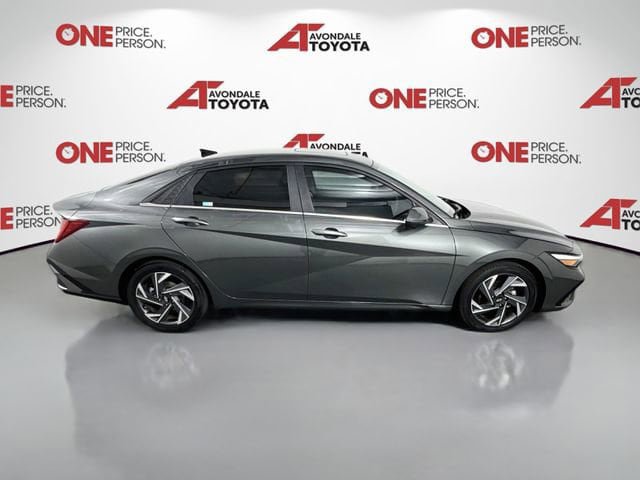Used 2024 Hyundai Elantra Limited FWD image 8