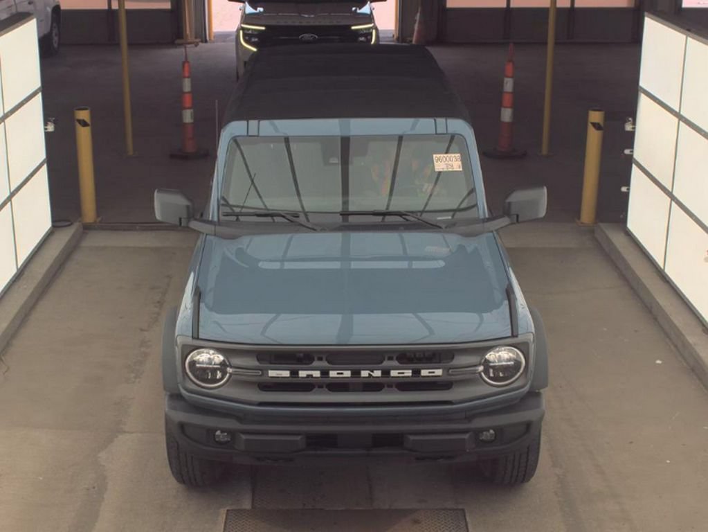 Used 2024 Ford Bronco Big Bend AWD/4WD image 3