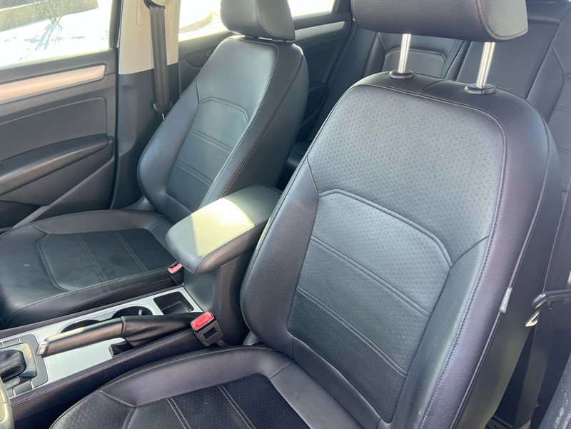 Used 2013 Volkswagen Passat 2.5 SE image 34