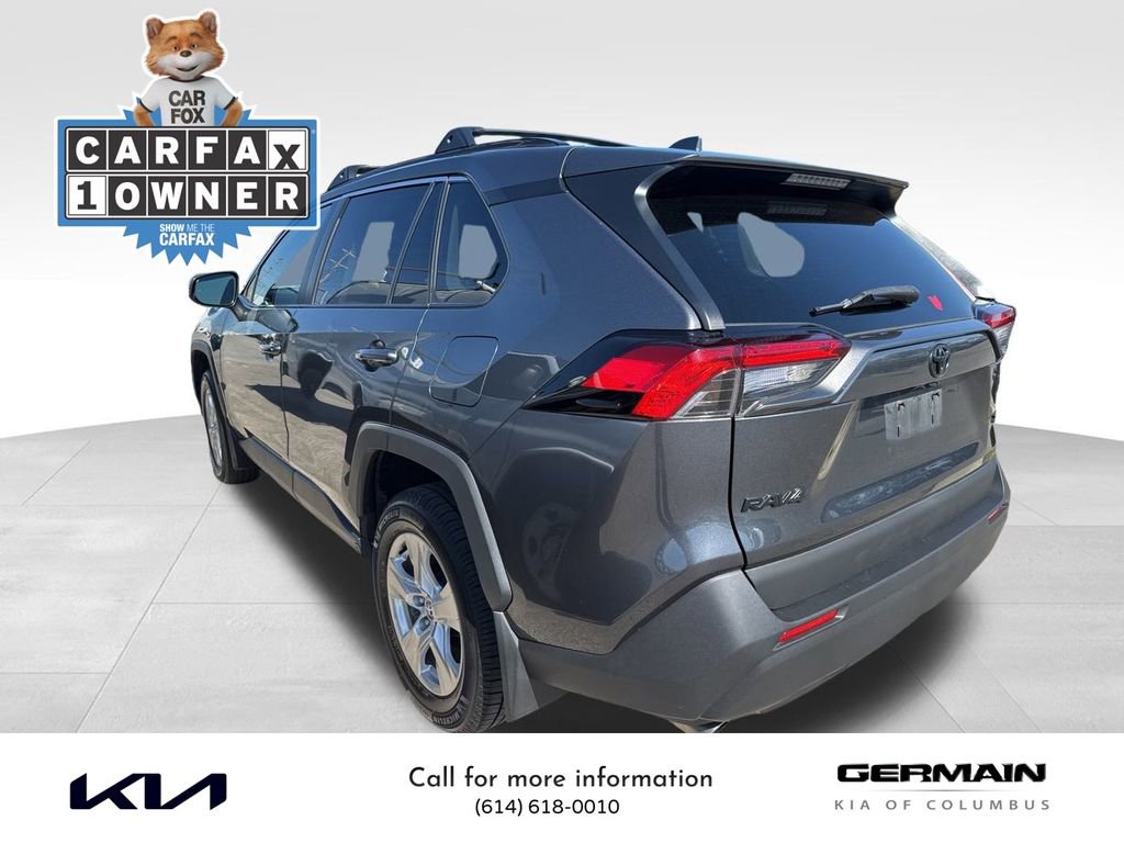 Used 2020 Toyota RAV4 XLE image 2