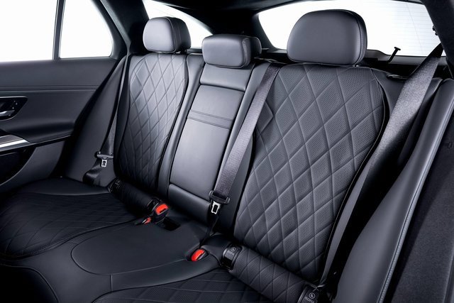 Used 2024 Mercedes-Benz E 450 4MATIC All-Terrain Wagon image 23