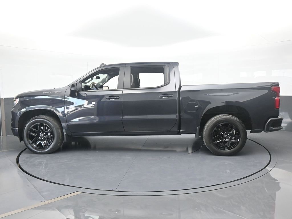 Used 2023 Chevrolet Silverado 1500 RST image 3