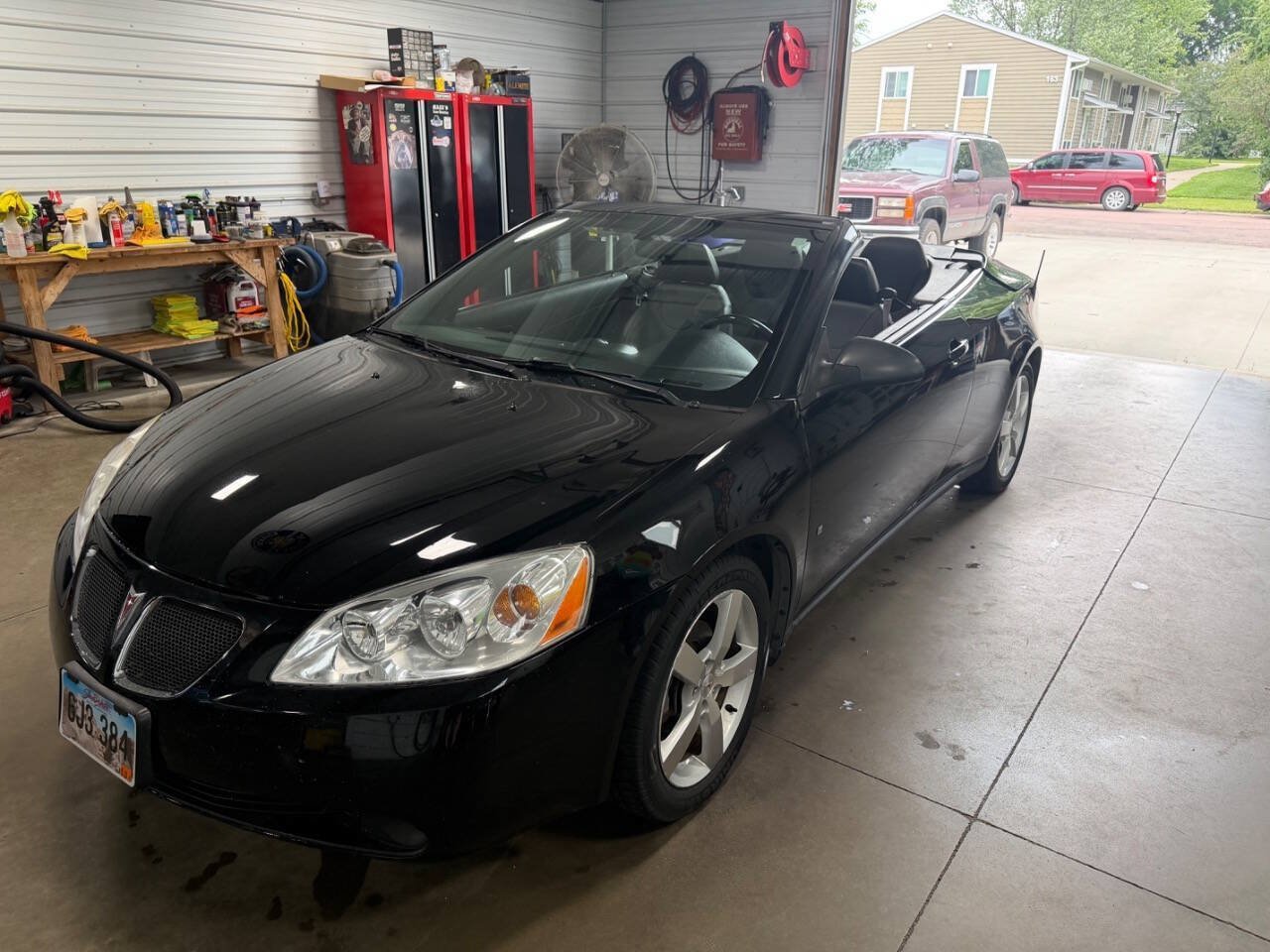 Used 2007 Pontiac G6 GT w/ Sport Package FWD image 7