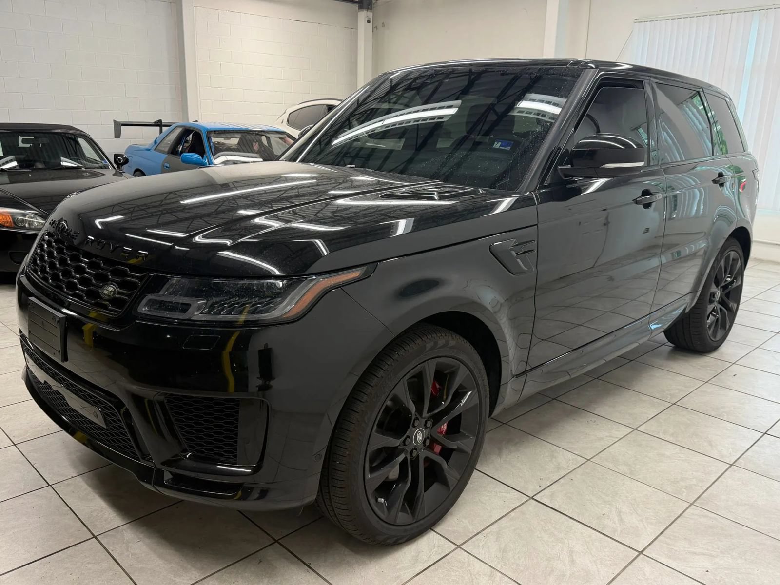 Used 2022 Land Rover Range Rover Sport HST AWD/4WD image 3