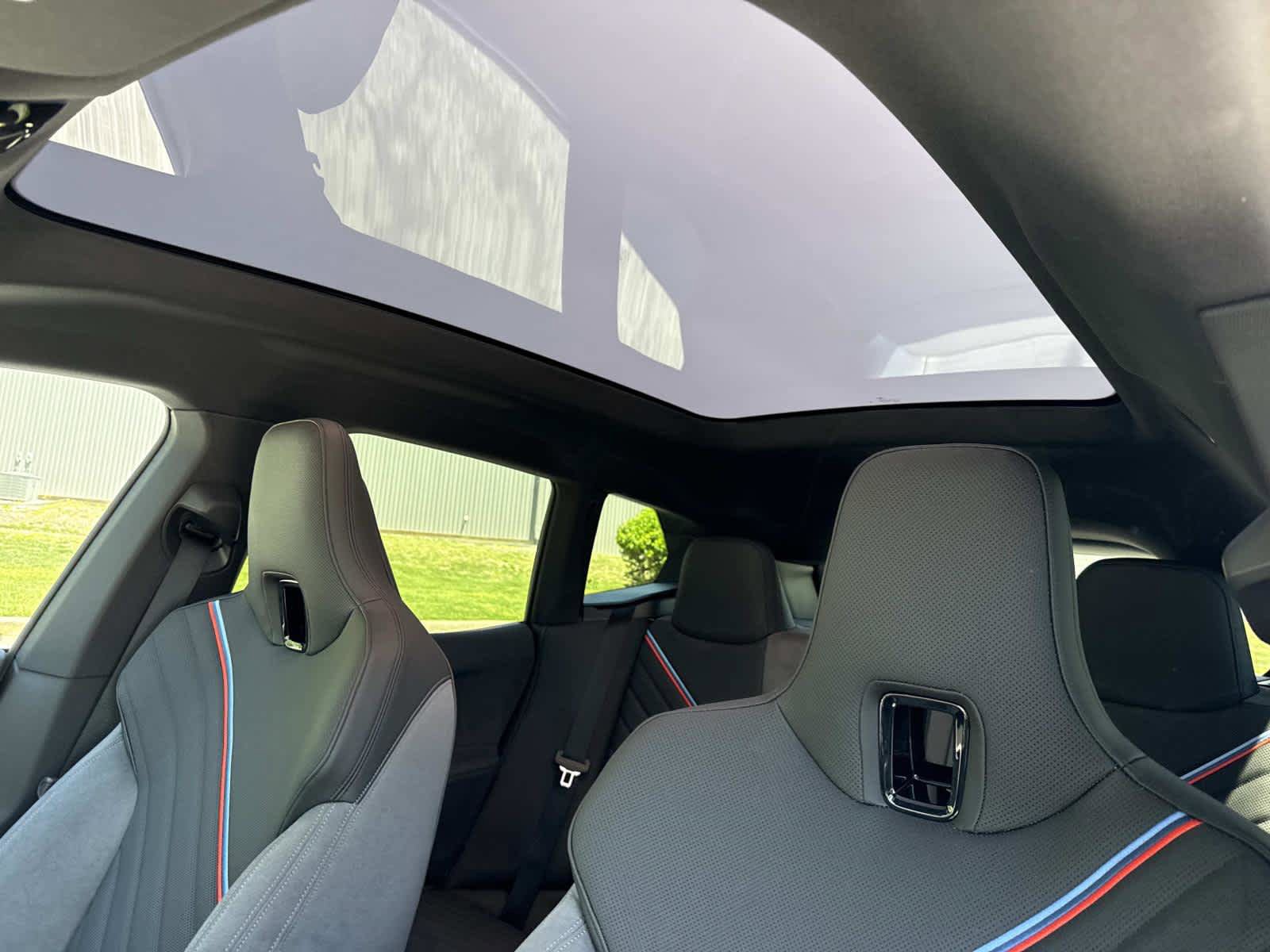 New 2026 BMW iX xDrive45 AWD/4WD image 4