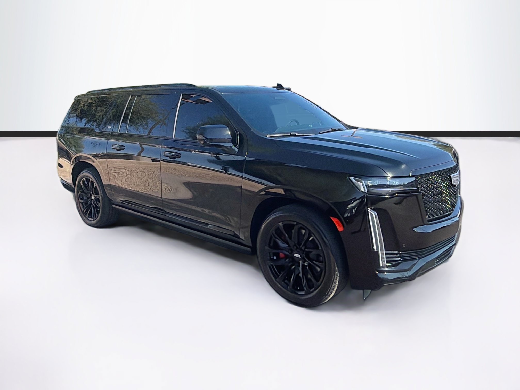 Certified 2023 Cadillac Escalade ESV Sport Platinum w/ LPO, ONYX Package AWD/4WD image 3