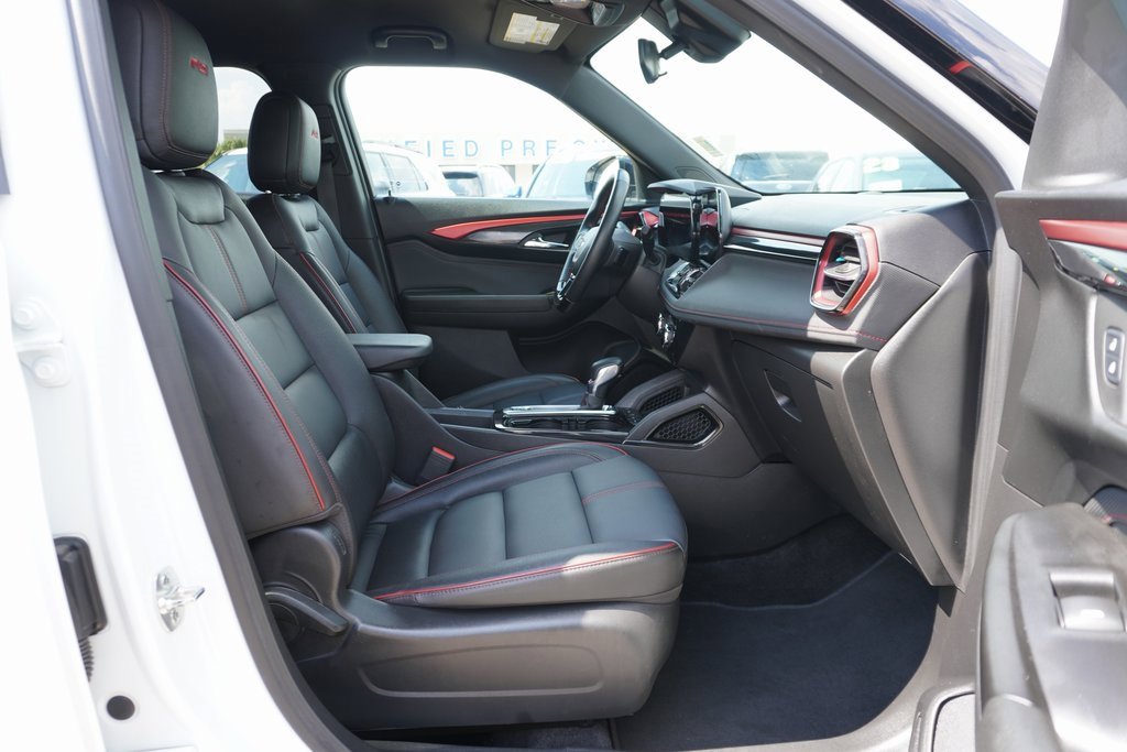 Used 2024 Chevrolet TrailBlazer RS image 19
