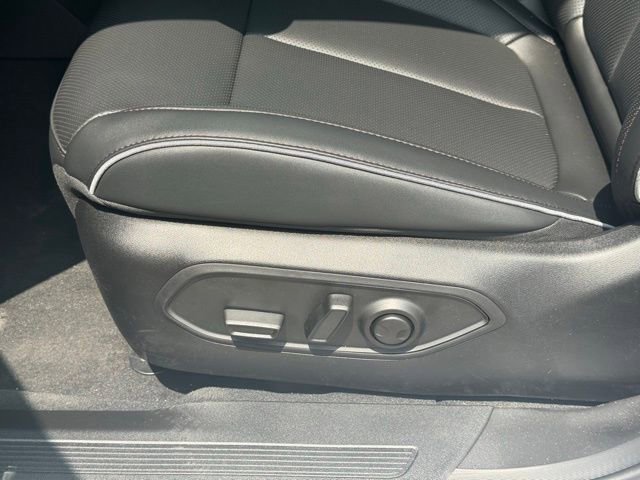 Used 2025 Jeep Wagoneer S Limited AWD/4WD image 14