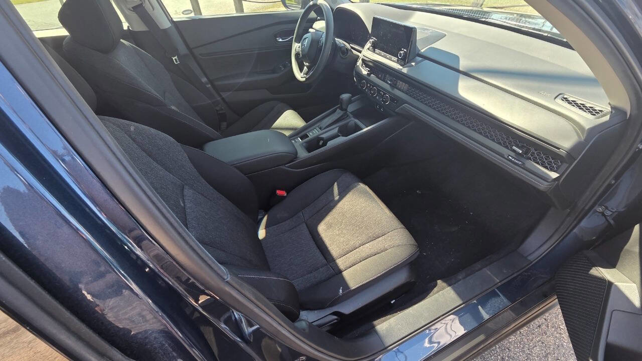 Used 2024 Honda Accord EX image 15