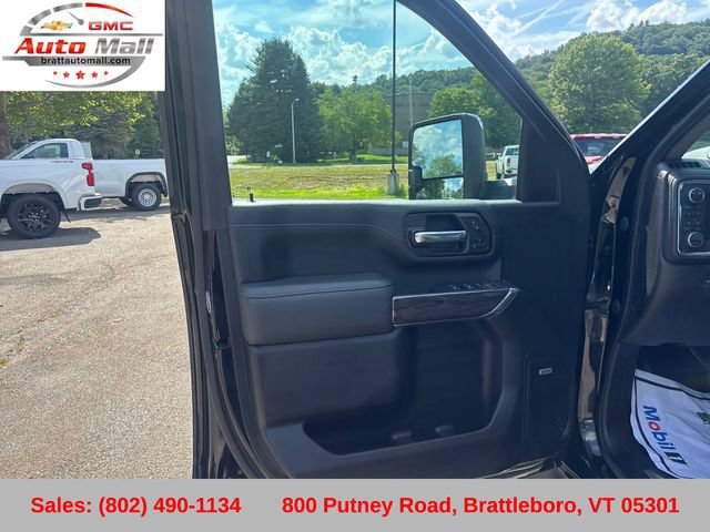 Used 2020 Chevrolet Silverado 2500 LTZ w/ LTZ Premium Package AWD/4WD image 12