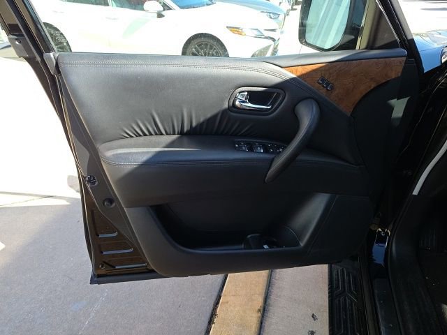 Used 2023 Nissan Armada SL w/ Captain's Chairs Package image 11