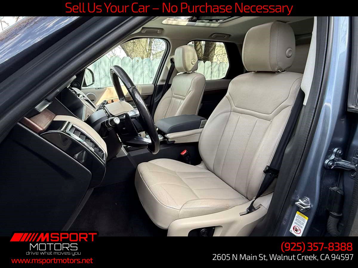 Used 2018 Land Rover Discovery HSE AWD/4WD image 4