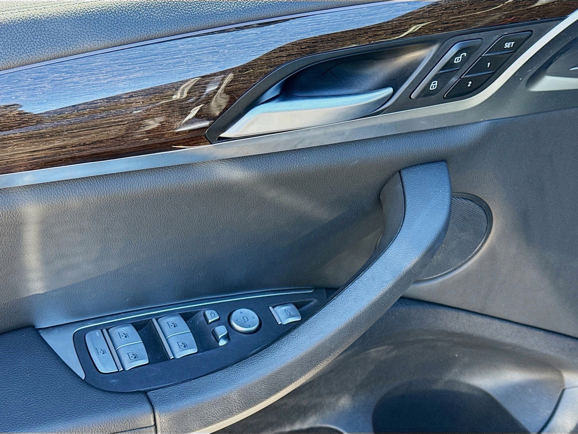 Used 2024 BMW X4 M40i w/ Premium Package image 23