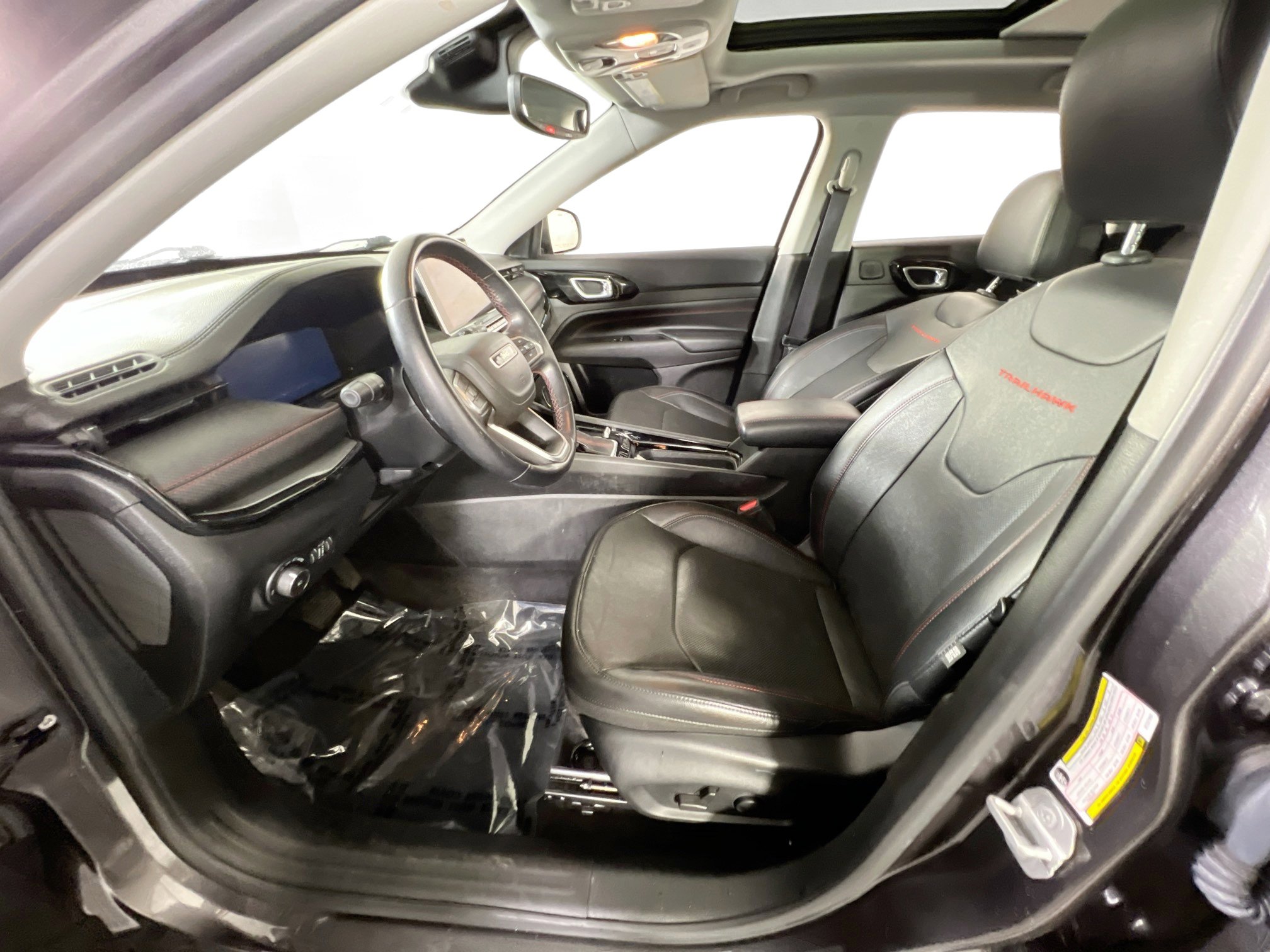 Used 2022 Jeep Compass Trailhawk w/ Trailhawk Elite Group image 20